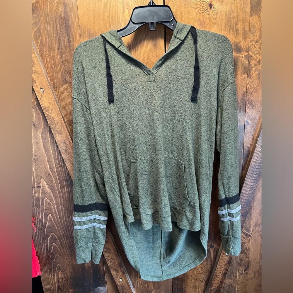 Dark Green Sweater With a Hoodie